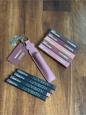 HUDA BEAUTY LIPPIES BUNDLE • all new uncapped for photos only